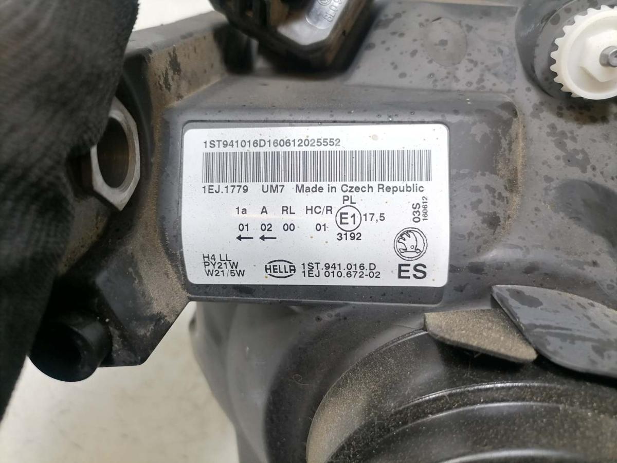 Skoda Citigo original Scheinwerfer vorn rechts Halogen Bj.2016